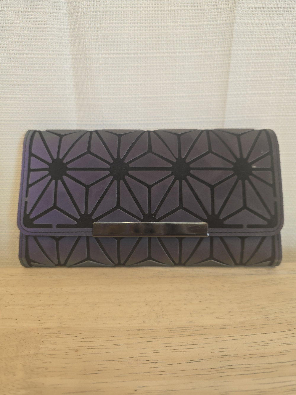 Stylish Lumikay Geometric Purple Women's Clutch Wallet